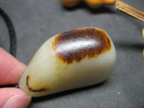 籽料看皮色真假的方法,专业鉴定技巧全解析