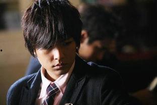 霹雳mit里面好多明星,众明星齐聚演绎青春传奇